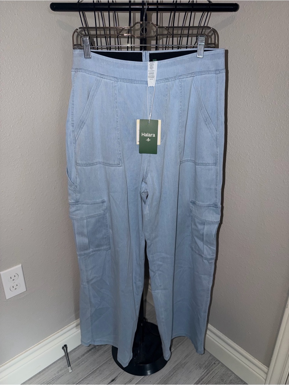 Halara Women’s Light Blue Cargo Pants